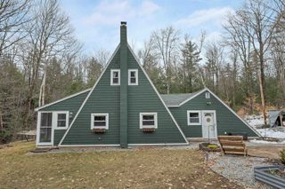 76 Cox Road, Campton, NH 03223