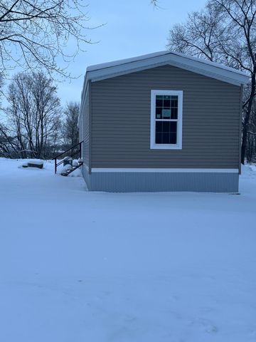 76 Rose Park, Melrose, MN 56352