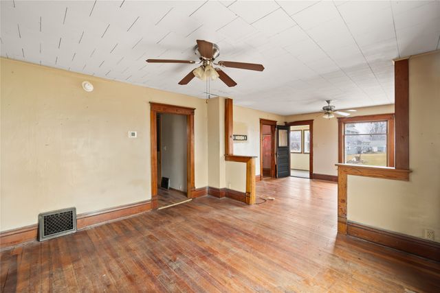 214 N Locust Street, Madrid, IA 50156