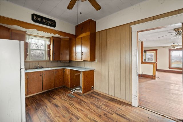 214 N Locust Street, Madrid, IA 50156