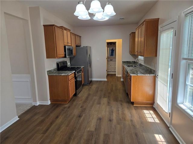125 Omega Court, Dallas, GA 30157