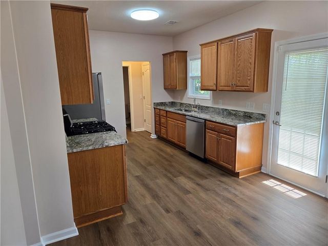125 Omega Court, Dallas, GA 30157
