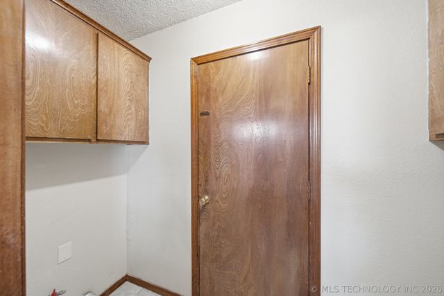 2304 N Dogwood Street, Owasso, OK 74055