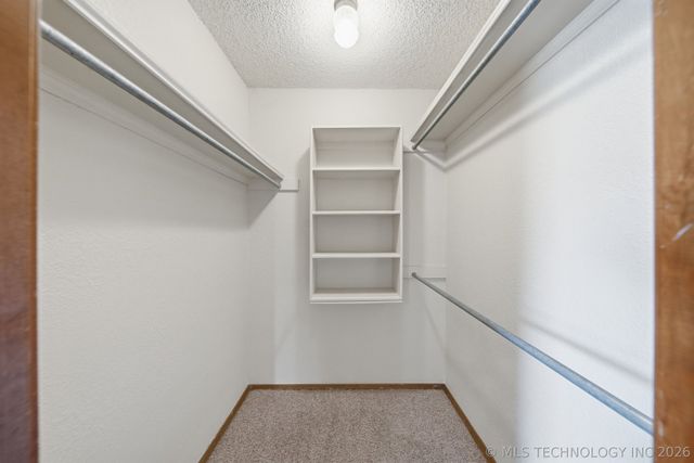 2304 N Dogwood Street, Owasso, OK 74055