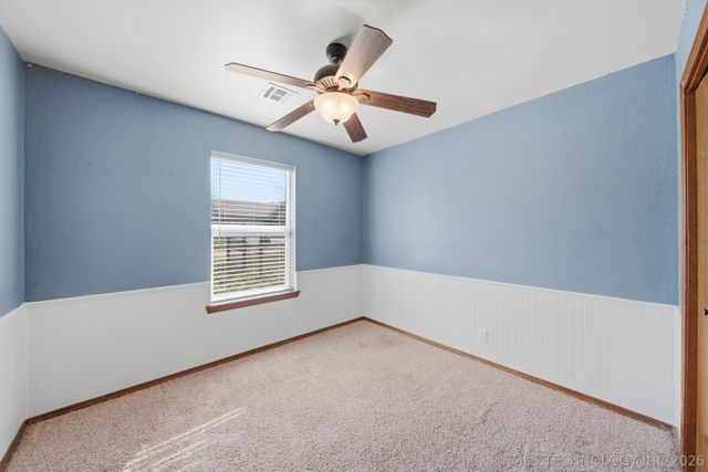 2304 N Dogwood Street, Owasso, OK 74055