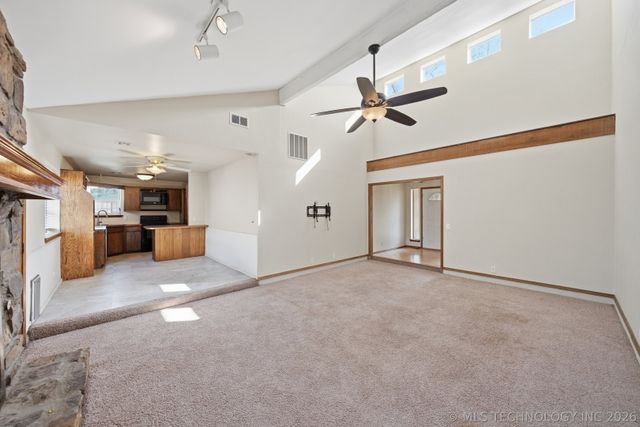 2304 N Dogwood Street, Owasso, OK 74055