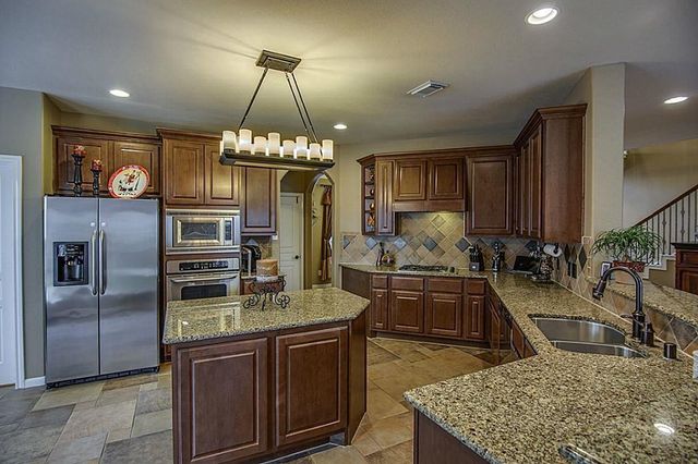 9422 Cheslyn Court, Tomball, TX 77375