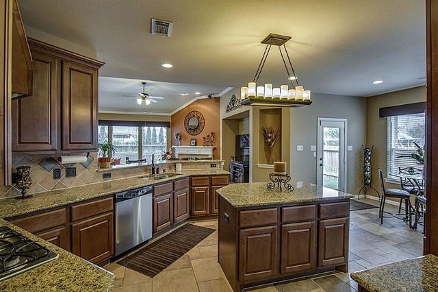 9422 Cheslyn Court, Tomball, TX 77375