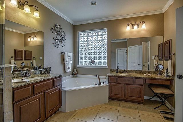 9422 Cheslyn Court, Tomball, TX 77375