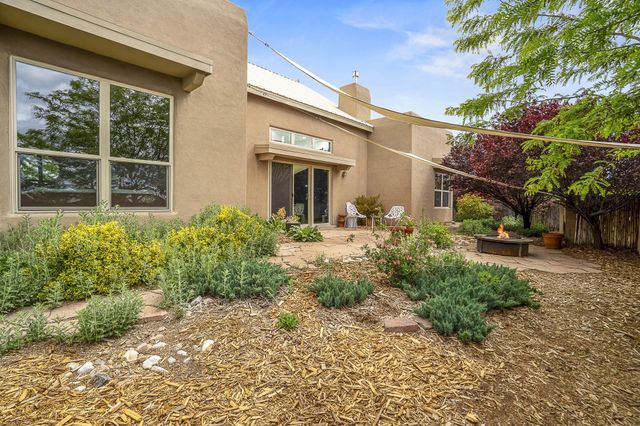 4548 Contenta Ridge, Santa Fe, NM 87507