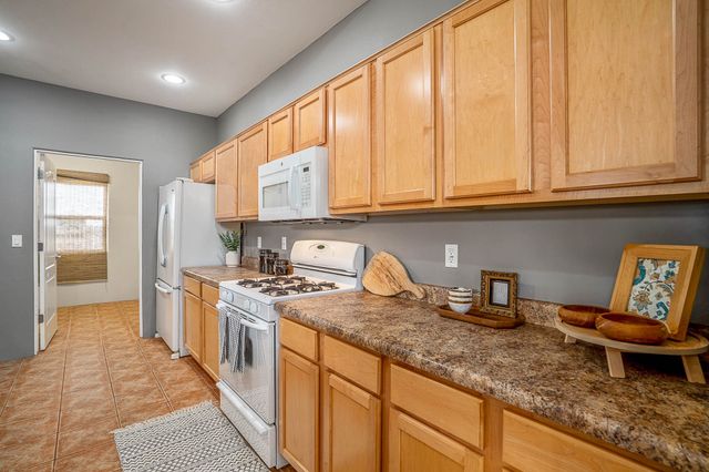 4548 Contenta Ridge, Santa Fe, NM 87507