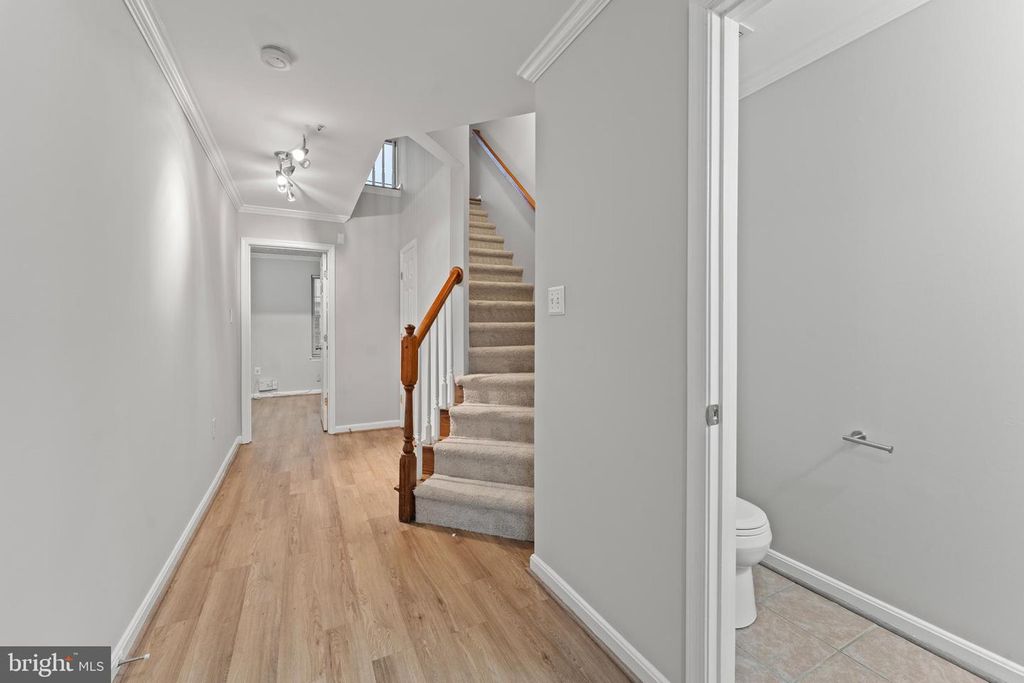 6204 JOE KLUTSCH DR, Fort Washington, MD 20744