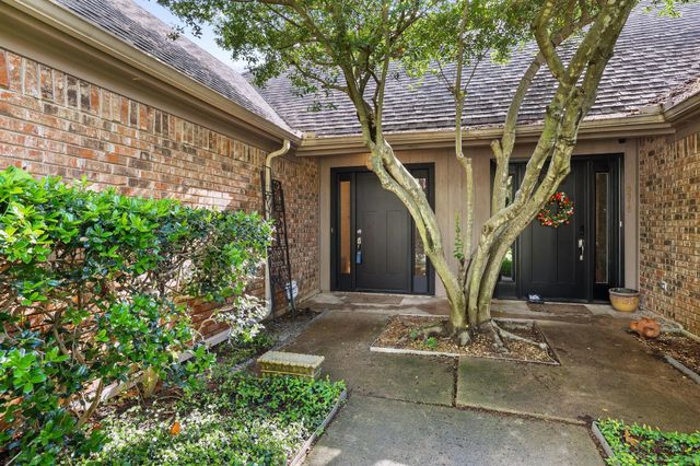 9317 Highedge Circle, Dallas, TX 75238