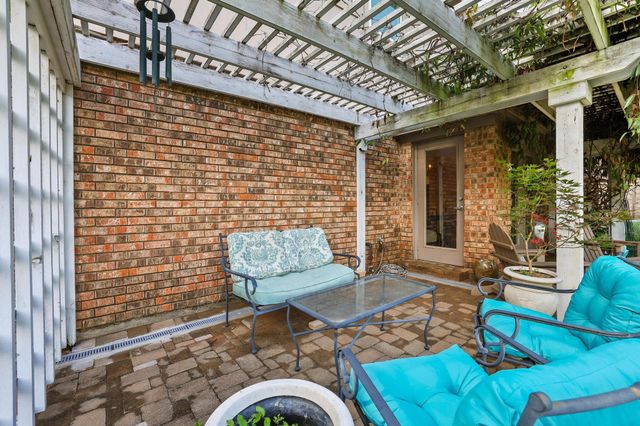 9317 Highedge Circle, Dallas, TX 75238