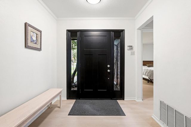 9317 Highedge Circle, Dallas, TX 75238