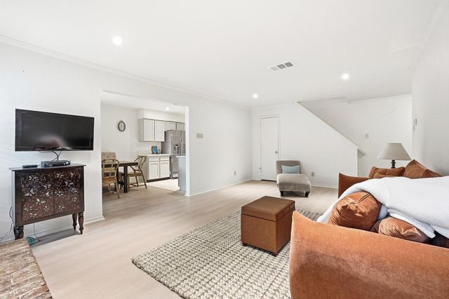 9317 Highedge Circle, Dallas, TX 75238