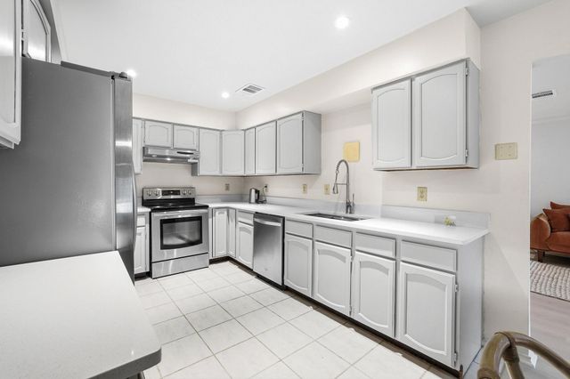 9317 Highedge Circle, Dallas, TX 75238