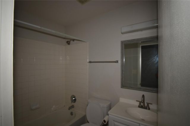 12724 Bartholdi ST, Austin, TX 78753