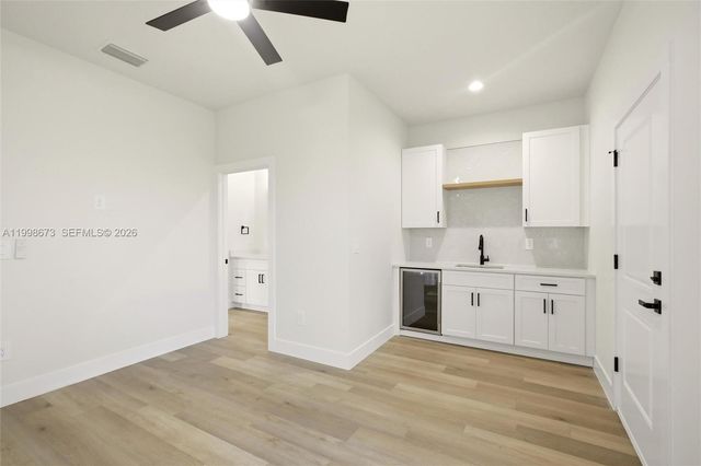 7322 Granada Boulevard, Sebring, FL 33872