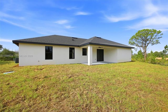 7322 Granada Boulevard, Sebring, FL 33872