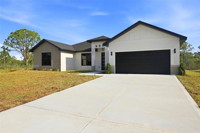 7322 Granada Boulevard, Sebring, FL 33872