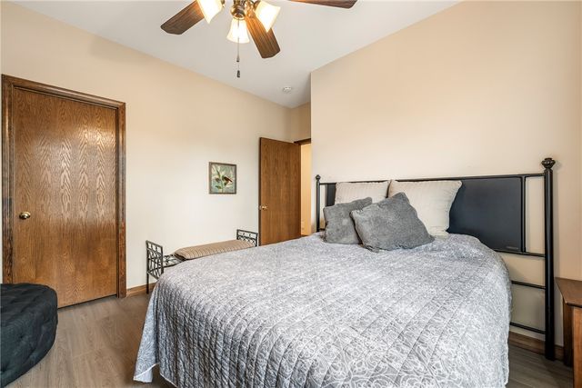 1300 N Oriole Avenue, Rogers, AR 72756