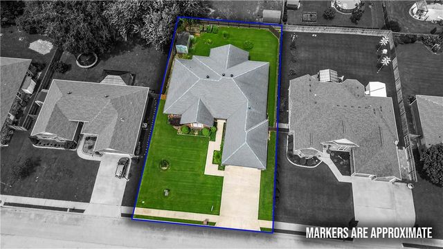1300 N Oriole Avenue, Rogers, AR 72756