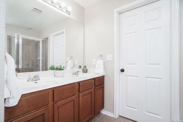 14004 Roslin Forest, Live Oak, TX 78233