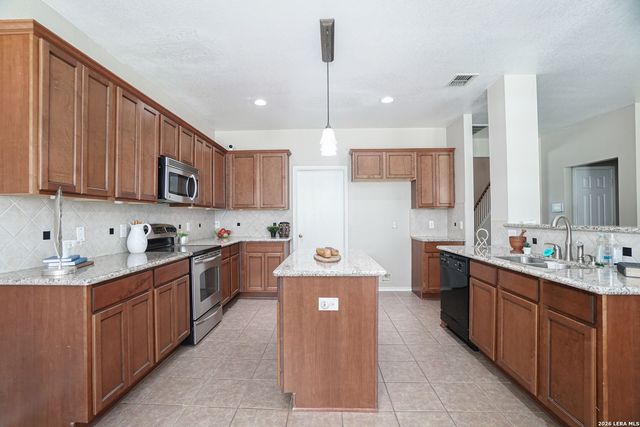 14004 Roslin Forest, Live Oak, TX 78233