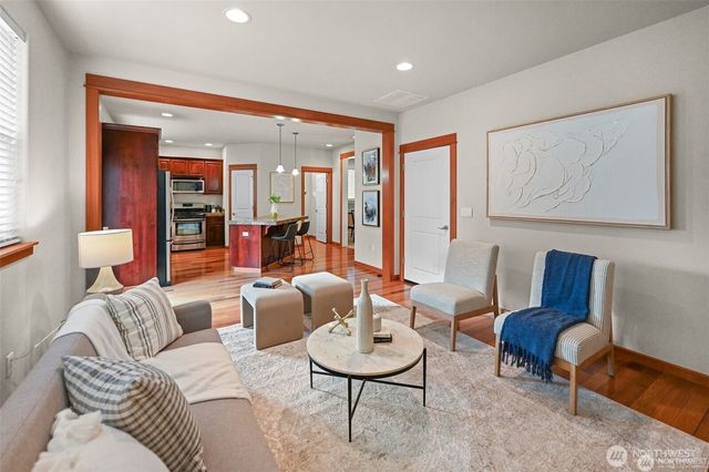 14229 20th Place W, Lynnwood, WA 98087