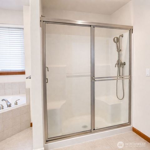 14229 20th Place W, Lynnwood, WA 98087