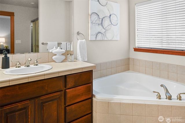 14229 20th Place W, Lynnwood, WA 98087