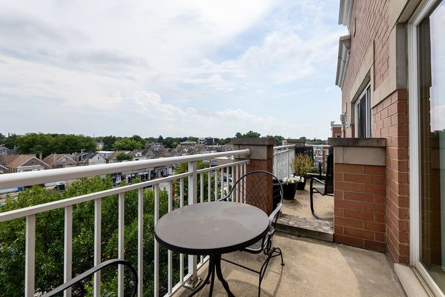 3258 N Harlem Avenue 503, Chicago, IL 60634