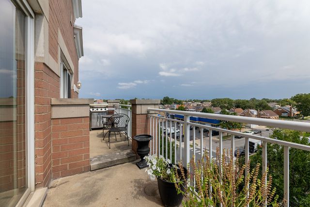 3258 N Harlem Avenue 503, Chicago, IL 60634