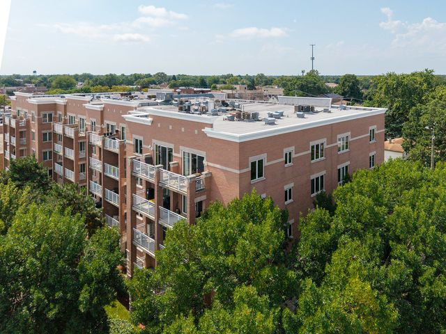 3258 N Harlem Avenue 503, Chicago, IL 60634