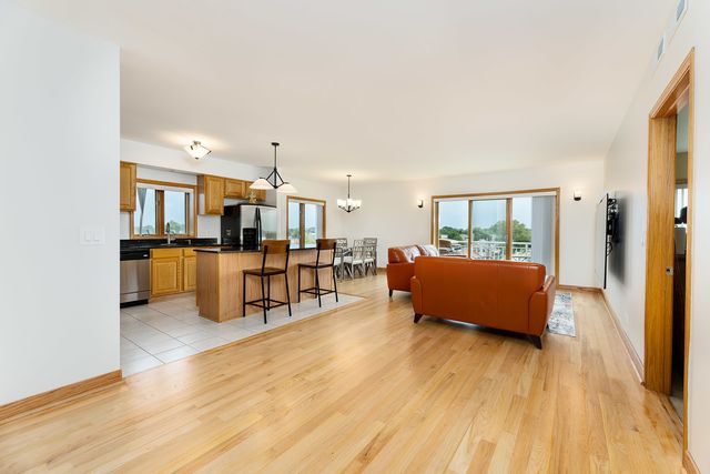 3258 N Harlem Avenue 503, Chicago, IL 60634