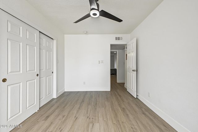 658 W PORT AU PRINCE Lane, Phoenix, AZ 85023