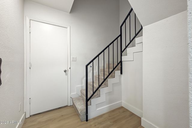 658 W PORT AU PRINCE Lane, Phoenix, AZ 85023