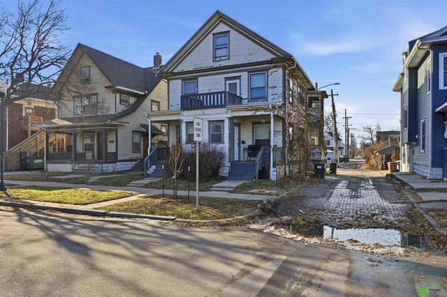 925, 929 Goodhue Boulevard, Lincoln, NE 68508