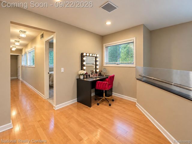 5612 Stanhope Street, West Bloomfield Charter Township, MI 48322