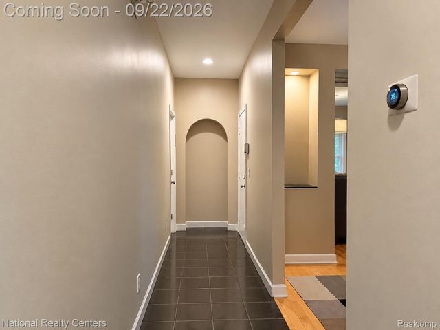 5612 Stanhope Street, West Bloomfield Charter Township, MI 48322