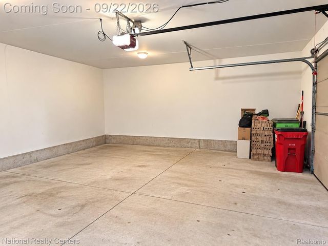 5612 Stanhope Street, West Bloomfield Charter Township, MI 48322