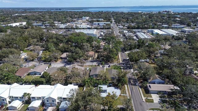 1111 DR M L KING JR STREET N, Safety Harbor, FL 34695