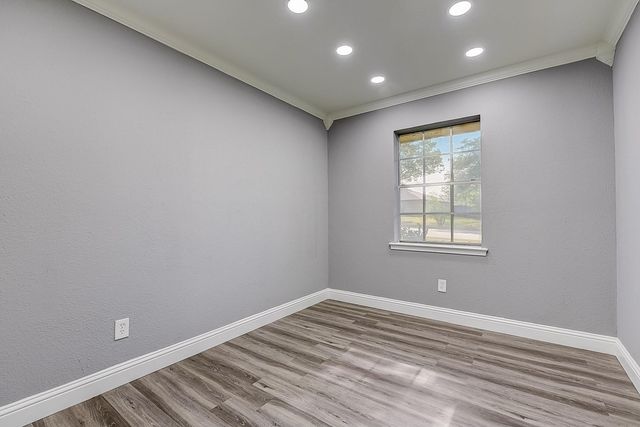 901 Lancaster Park Drive, Lancaster, TX 75146