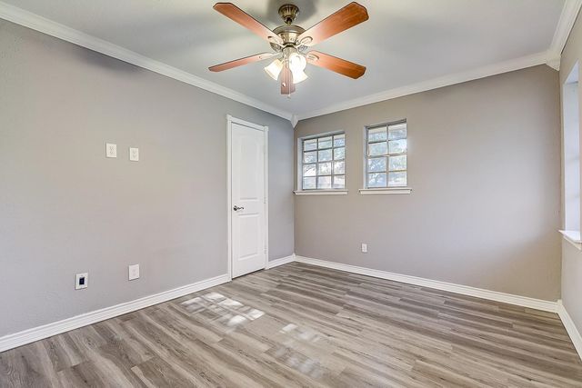 901 Lancaster Park Drive, Lancaster, TX 75146
