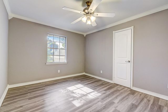 901 Lancaster Park Drive, Lancaster, TX 75146