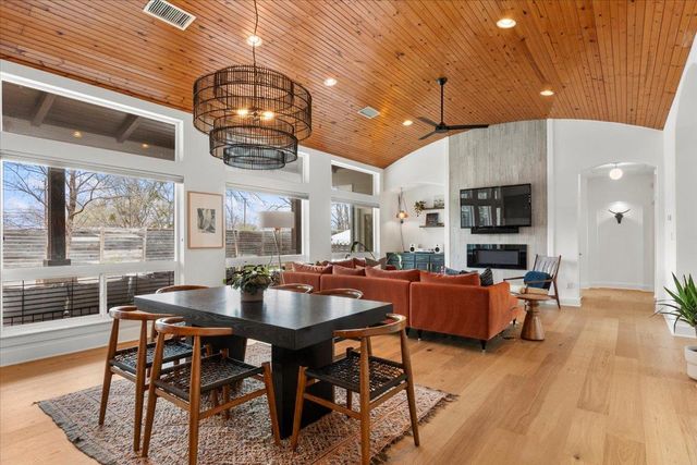 510 W 22nd ST, Georgetown, TX 78626