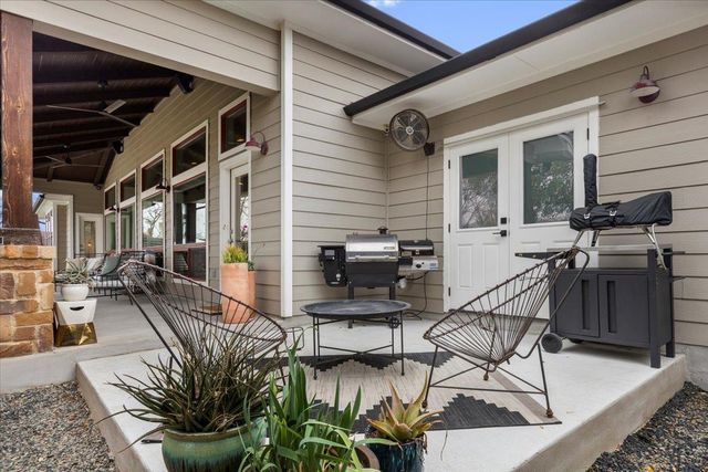 510 W 22nd ST, Georgetown, TX 78626