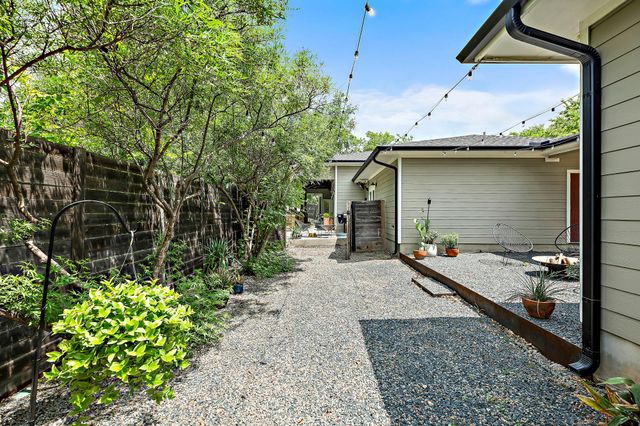 510 W 22nd ST, Georgetown, TX 78626