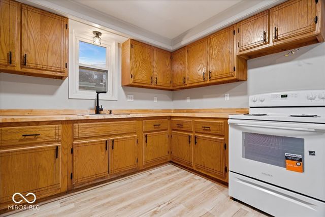 1917 Cedar Street, Anderson, IN 46016